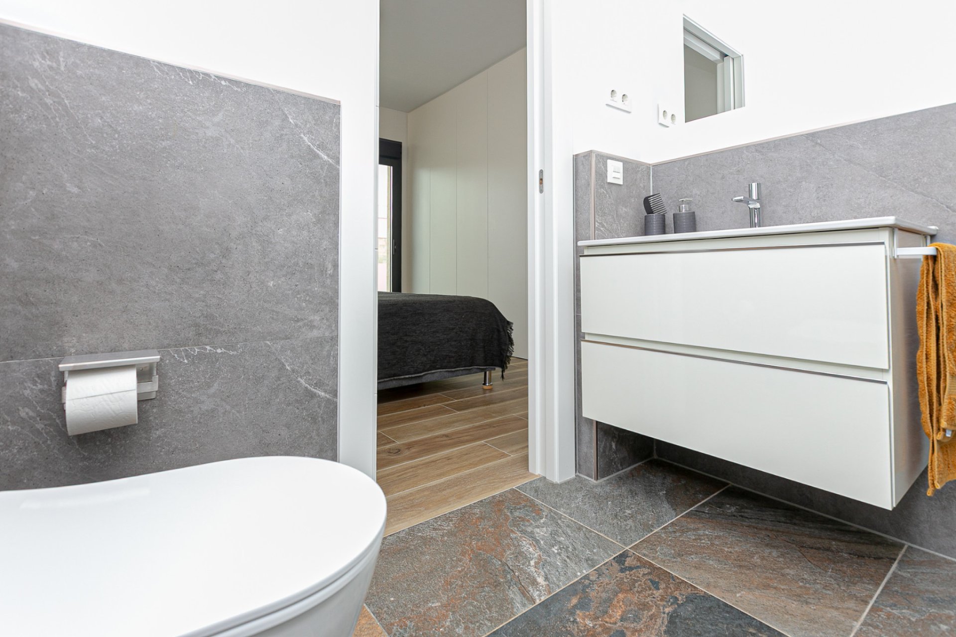 Resale - Villa * - Los Montesinos