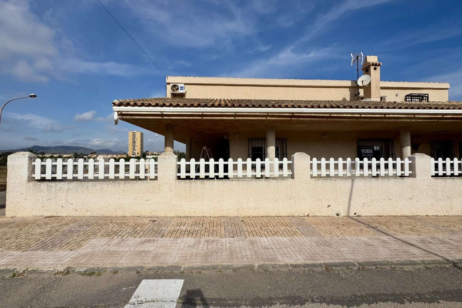 Resale - Villa * - Mar de Cristal *