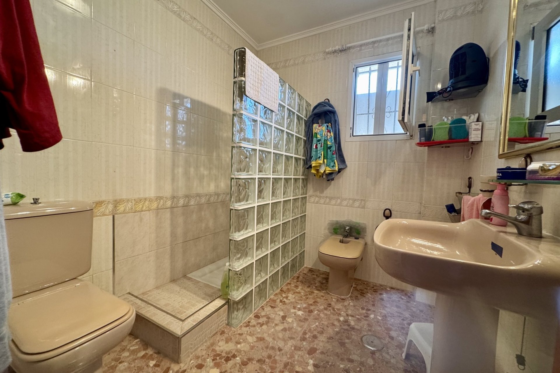 Resale - Villa * - Mar de Cristal *