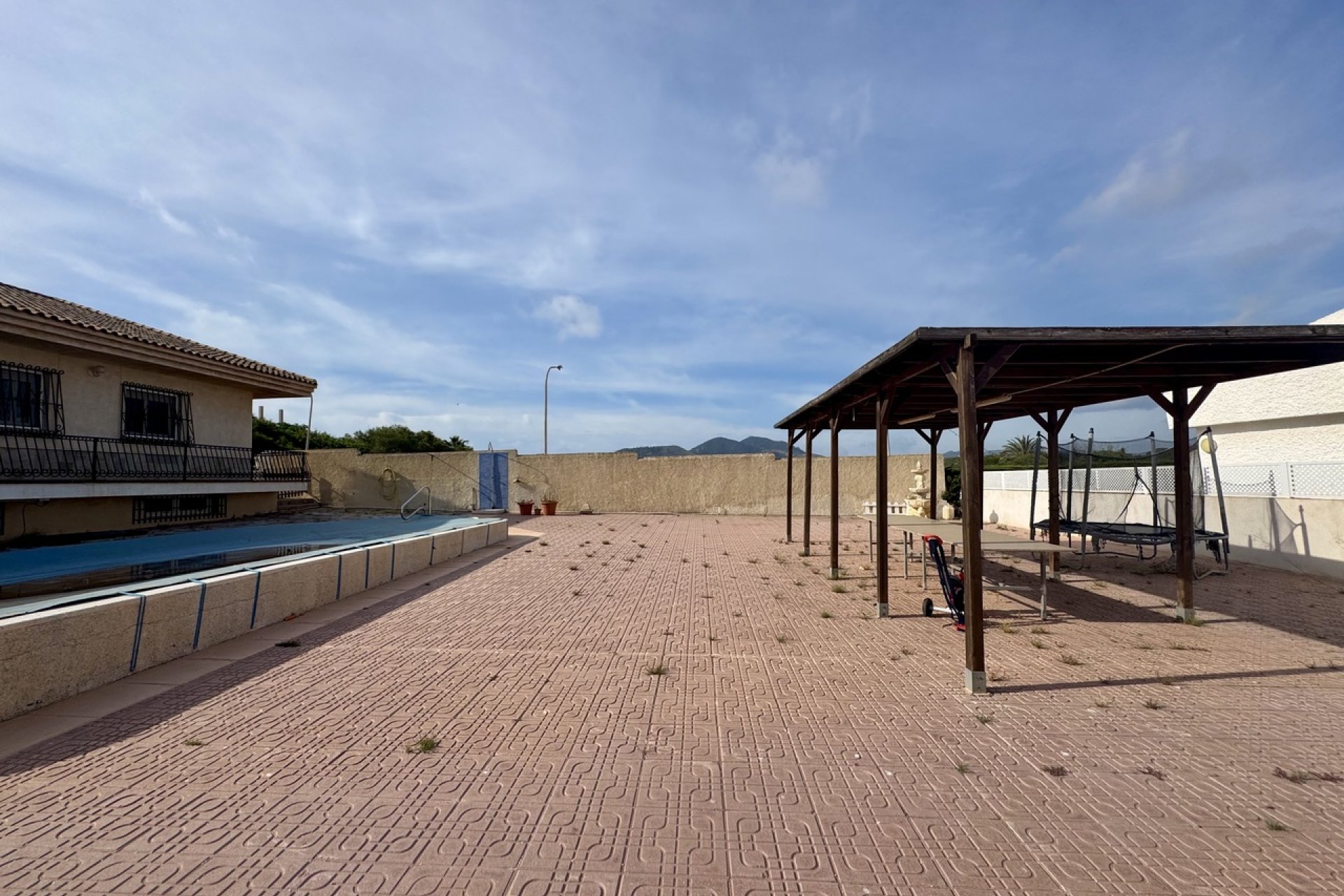 Resale - Villa * - Mar de Cristal *