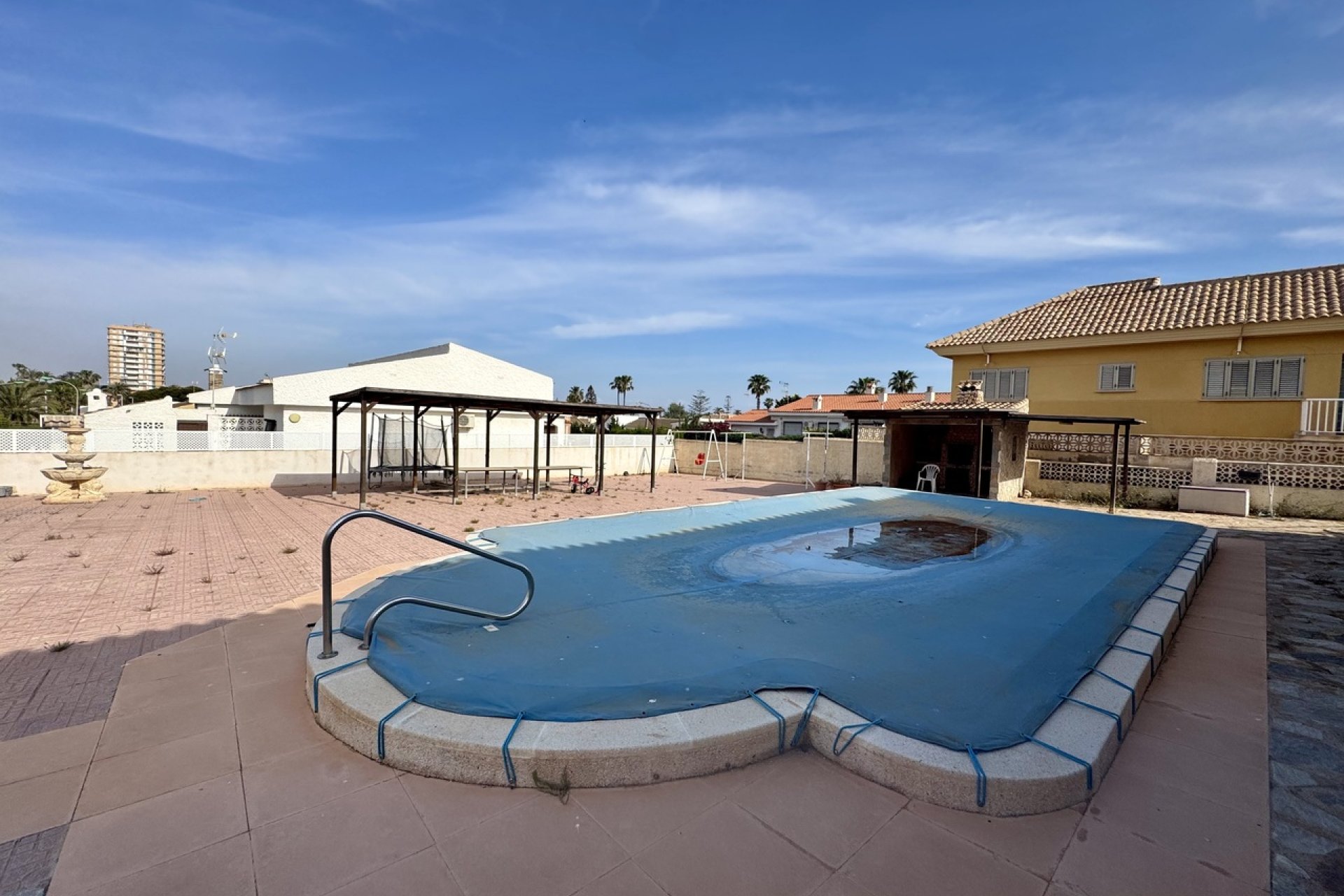 Resale - Villa * - Mar de Cristal *