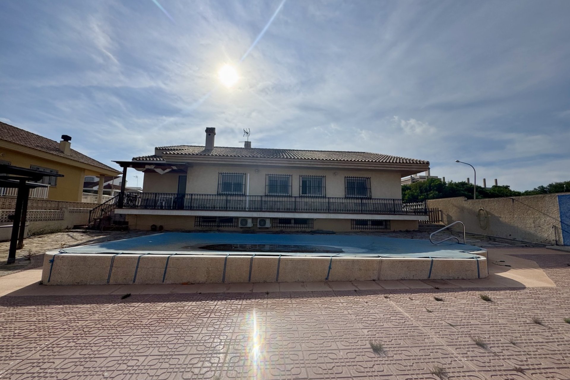 Resale - Villa * - Mar de Cristal *