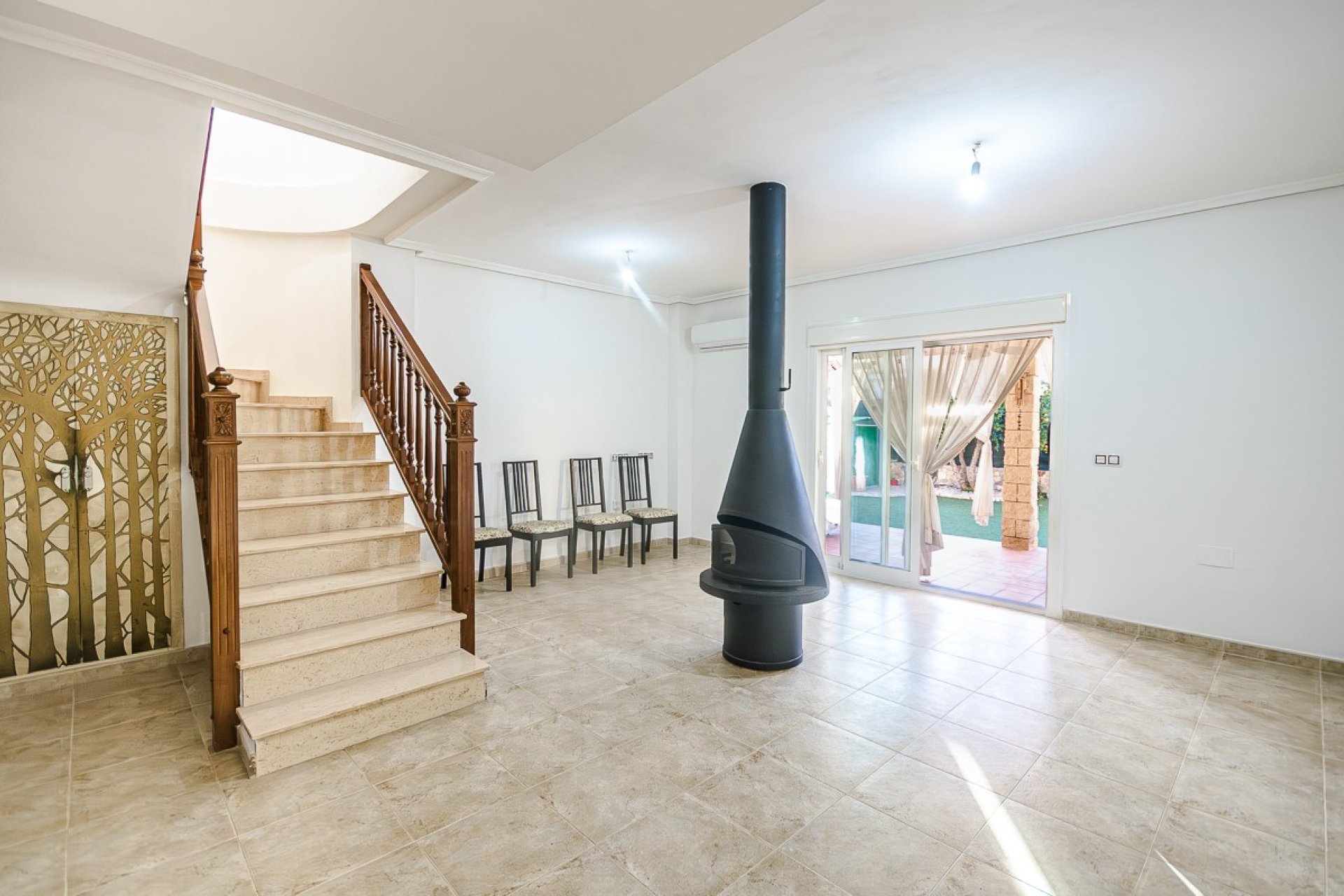 Resale - Villa * - Orihuela - Benferri *