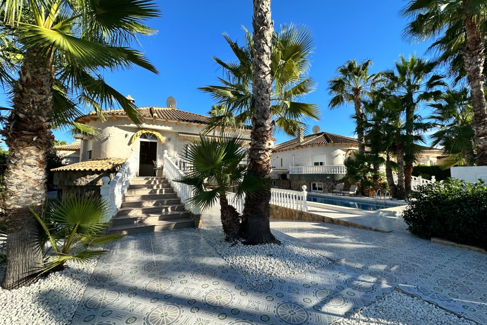 Resale - Villa - Orihuela - Benferri