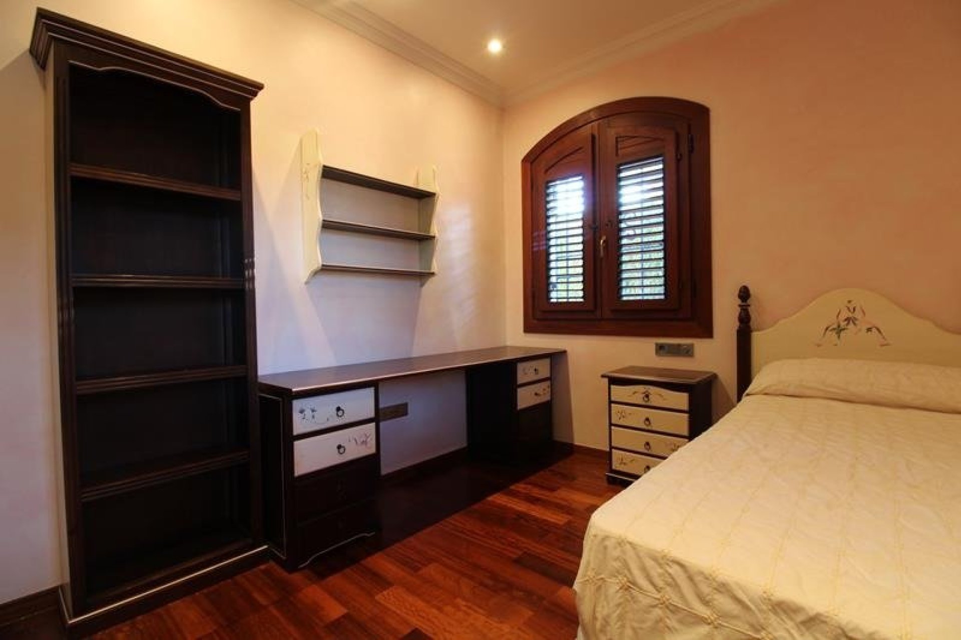 Resale - Villa * - Orihuela * - Campoamor