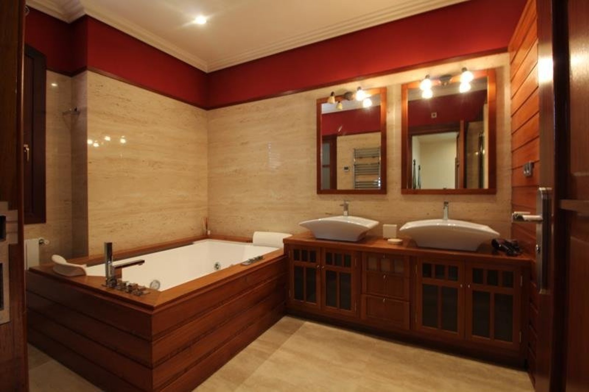 Resale - Villa * - Orihuela * - Campoamor