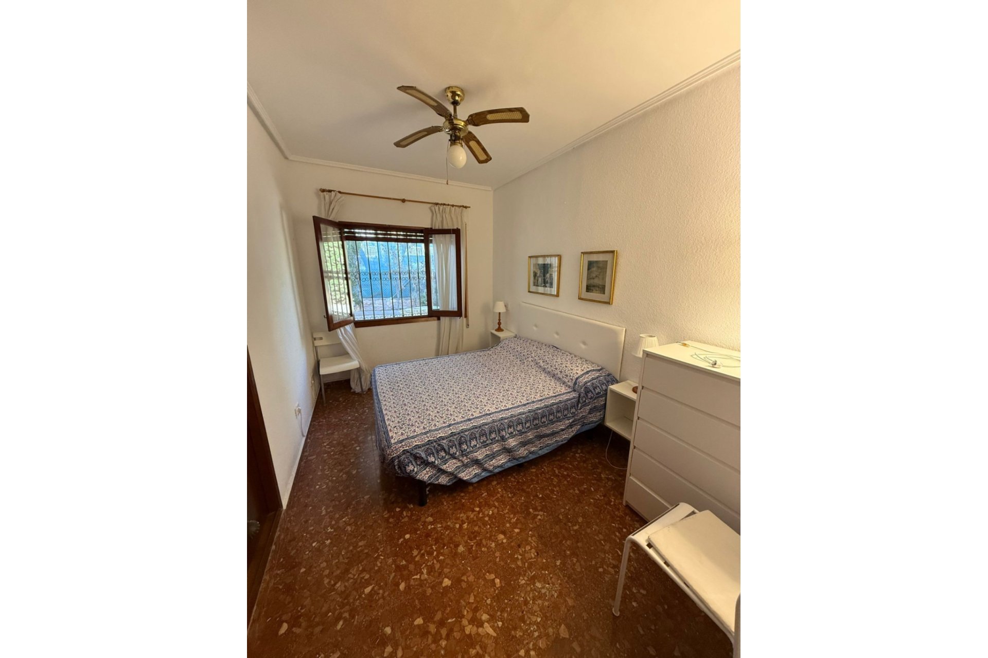 Resale - Villa * - Orihuela * - Campoamor *