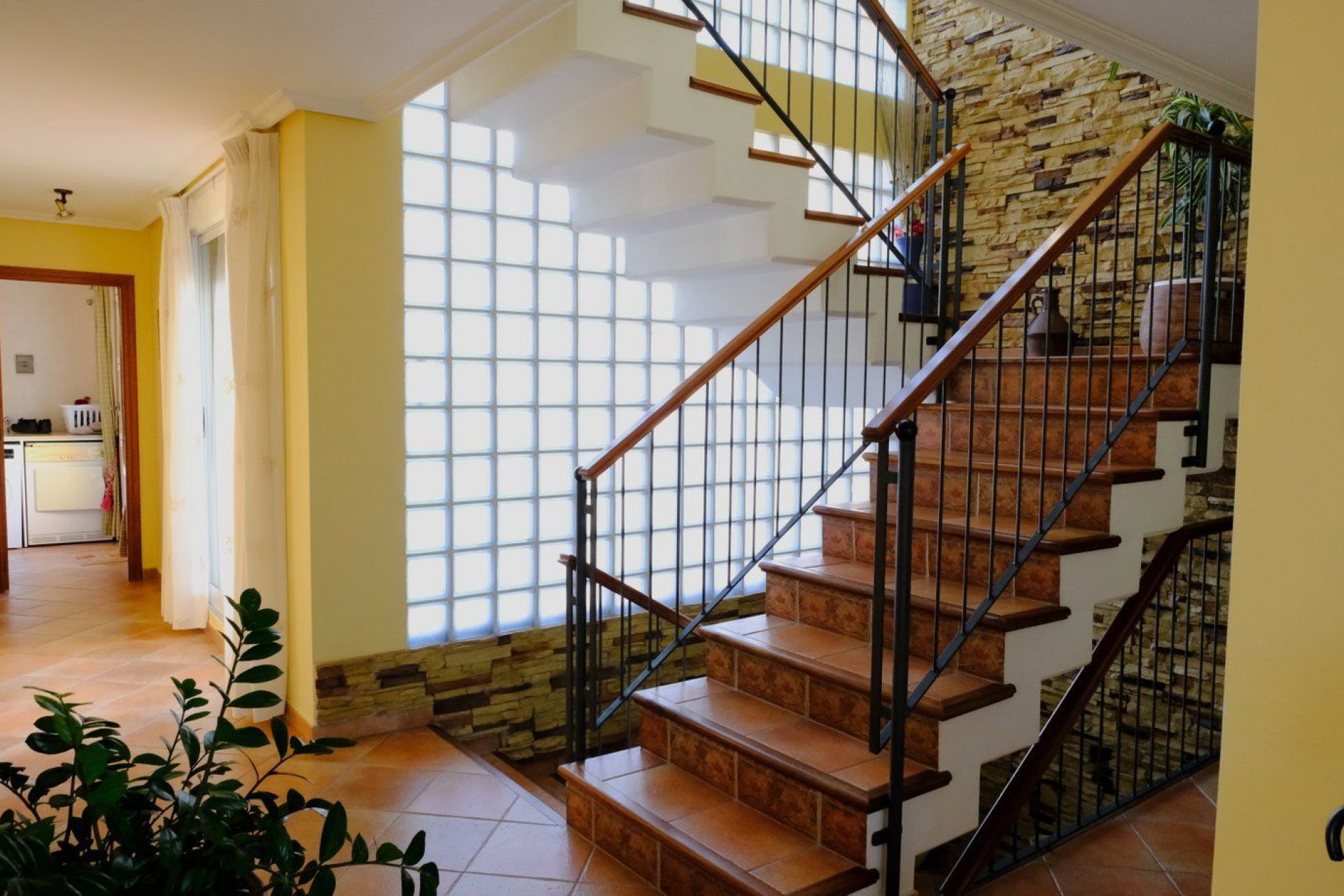 Resale - Villa * - Orihuela * - Correntías Medias