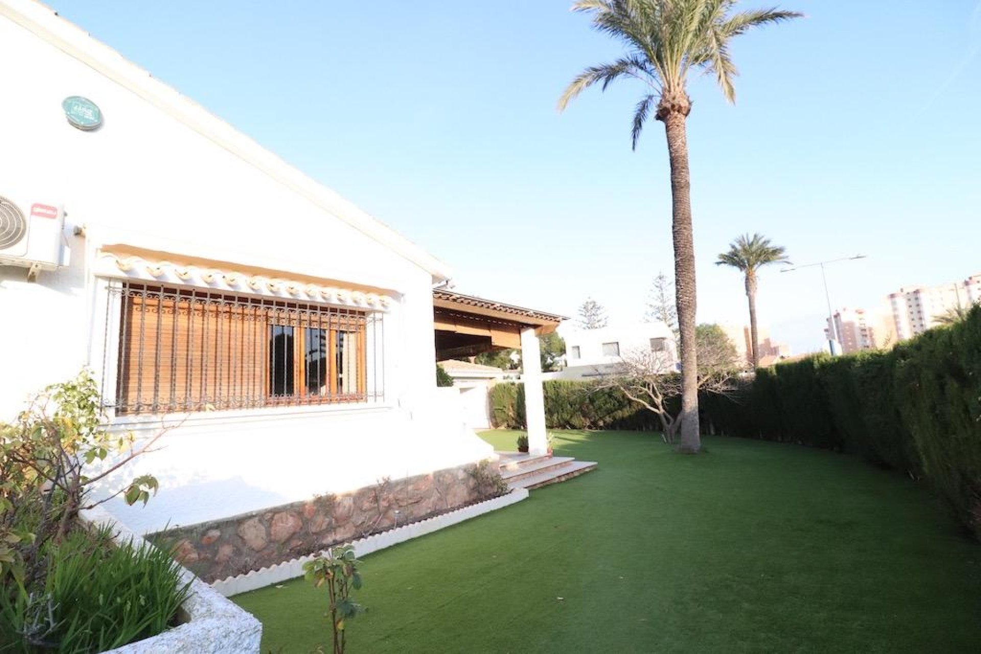 Resale - Villa - Orihuela Costa - Altos de Campoamor