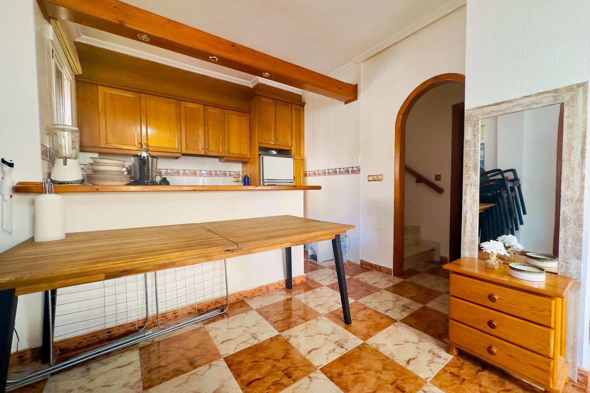 Resale - Villa * - Orihuela Costa - Cabo Roig *