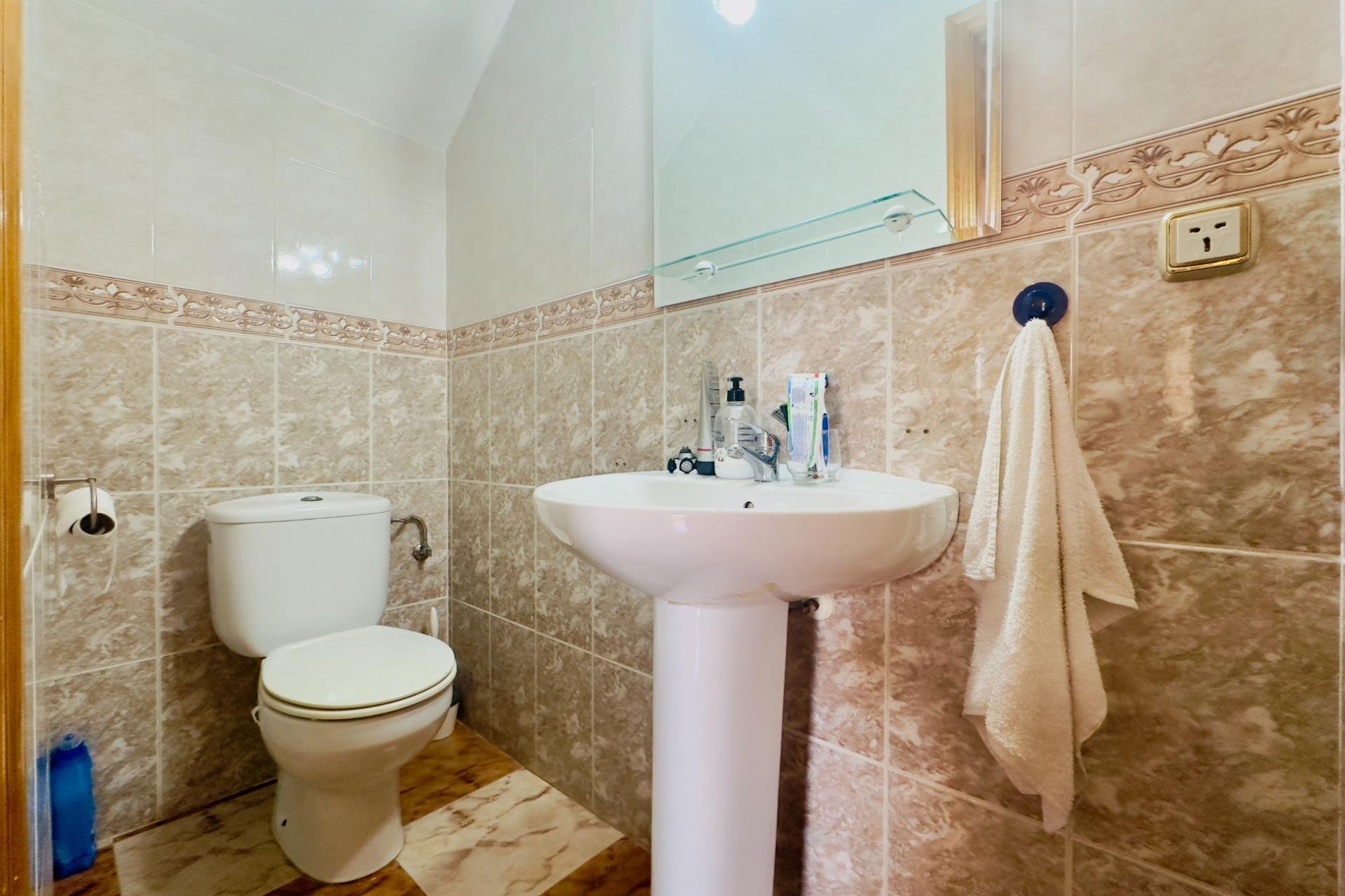 Resale - Villa * - Orihuela Costa - Cabo Roig *