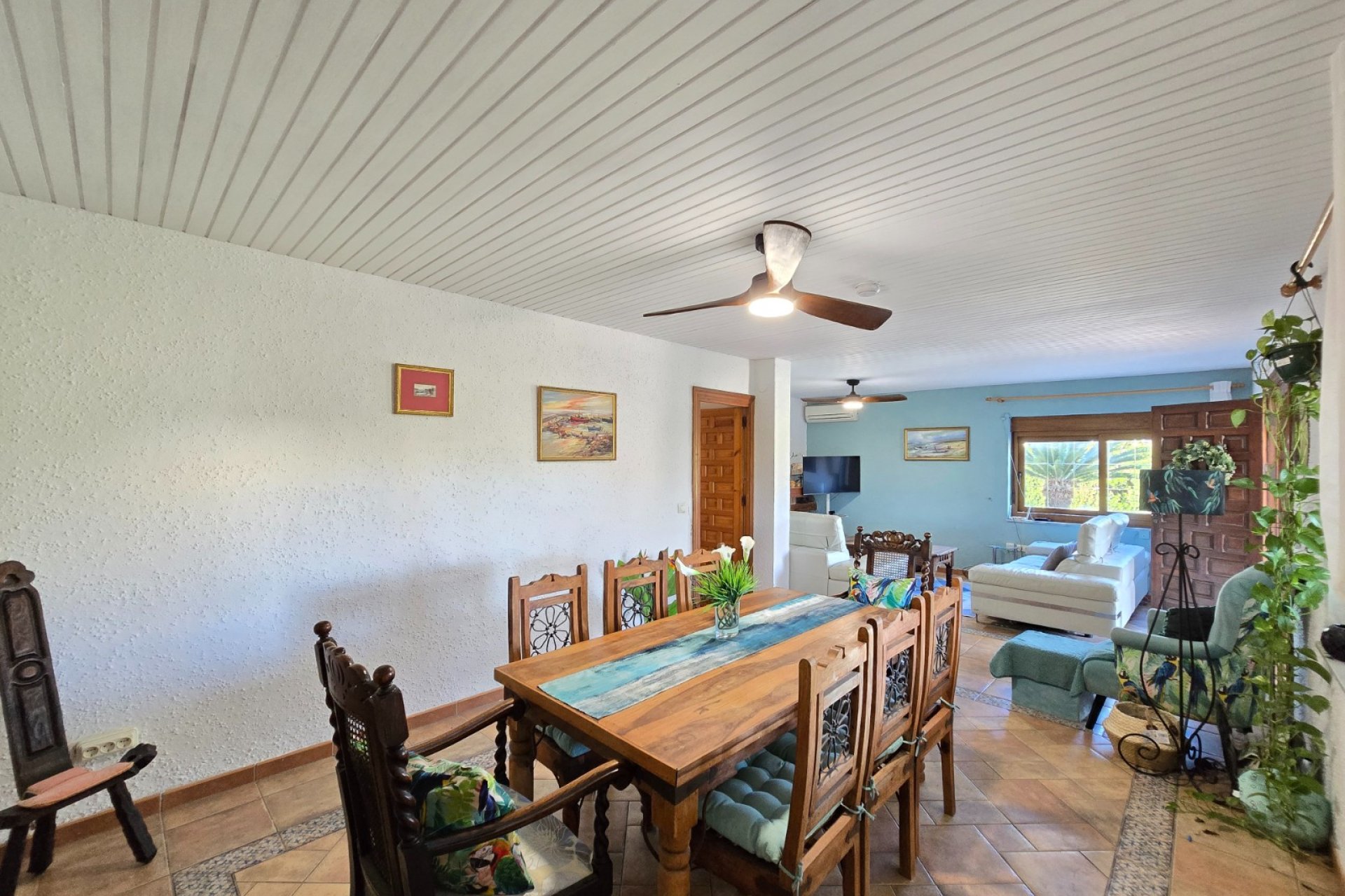 Resale - Villa * - Orihuela Costa - Cabo Roig *