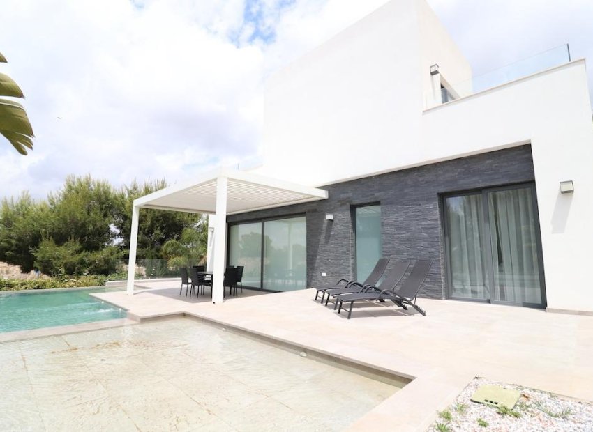 Resale - Villa - Orihuela Costa - Campoamor