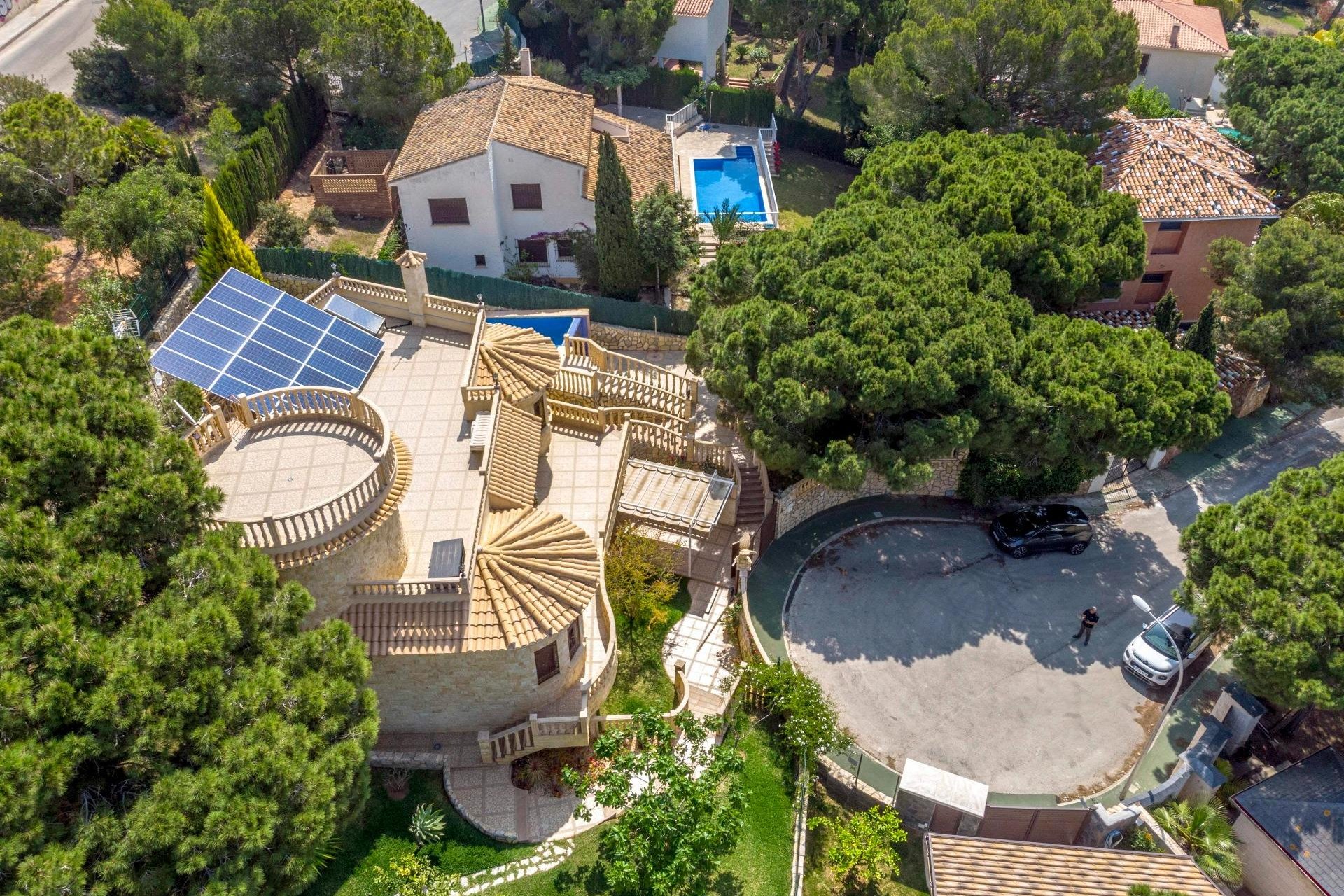 Resale - Villa * - Orihuela Costa * - Campoamor *