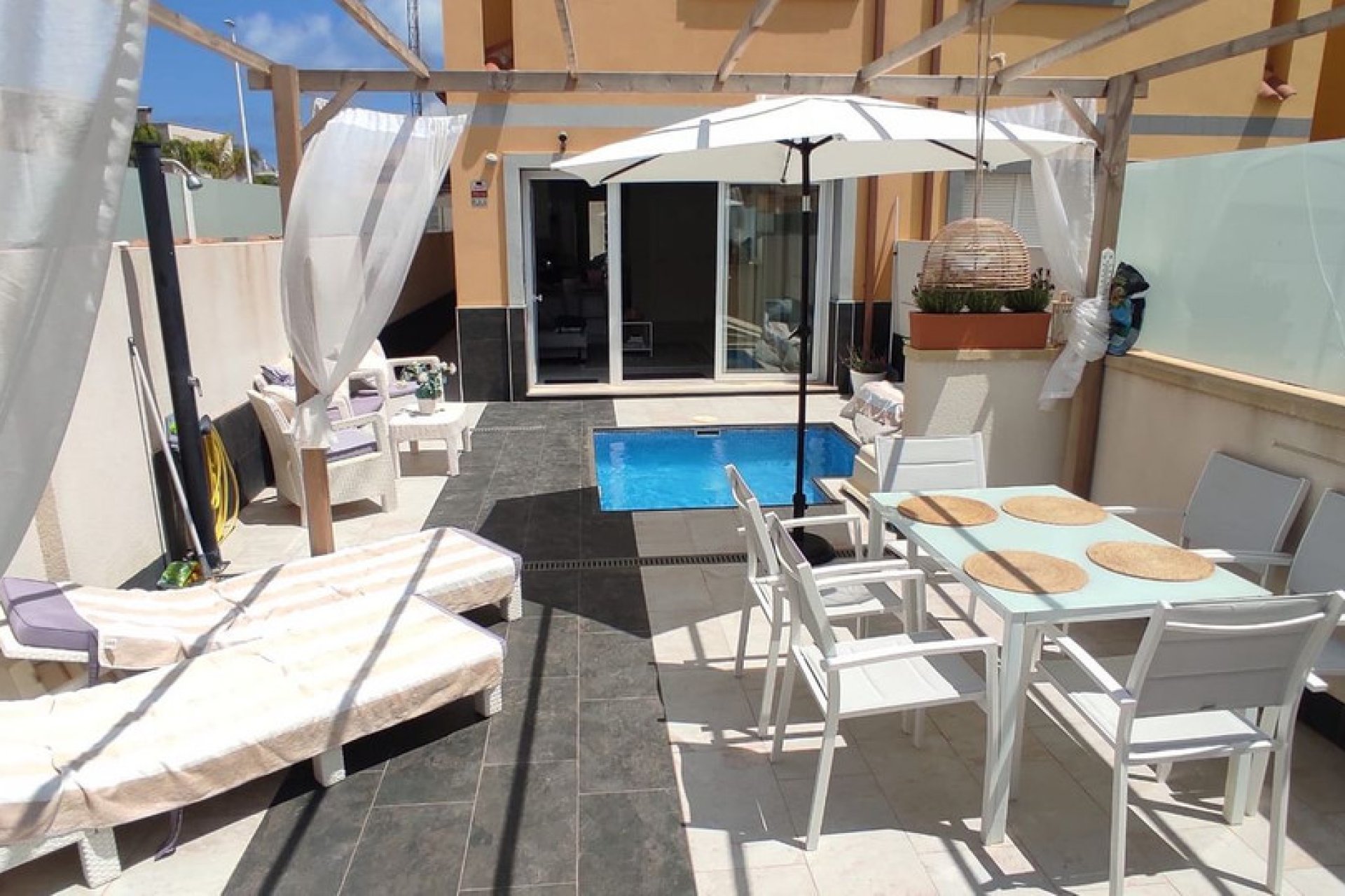 Resale - Villa * - Orihuela Costa - Costa Blanca