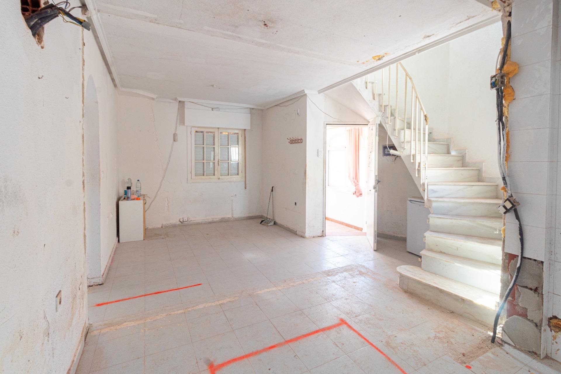 Resale - Villa * - Orihuela Costa * - La Florida *