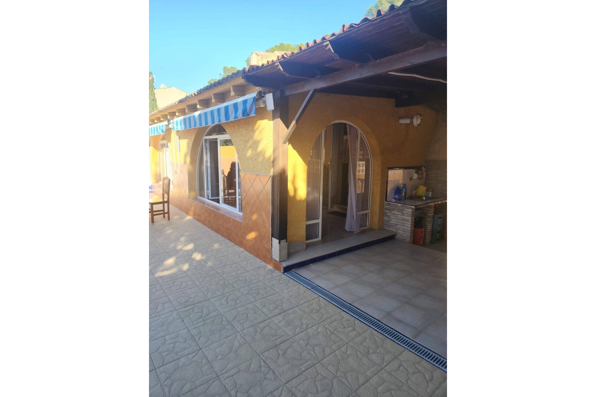 Resale - Villa * - Orihuela Costa * - La Florida *