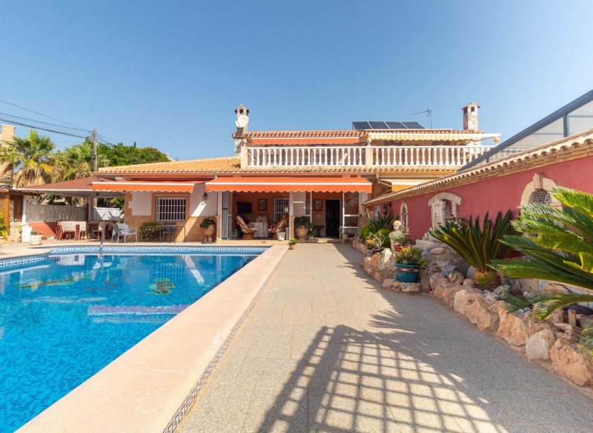 Resale - Villa - Orihuela Costa - La Regia