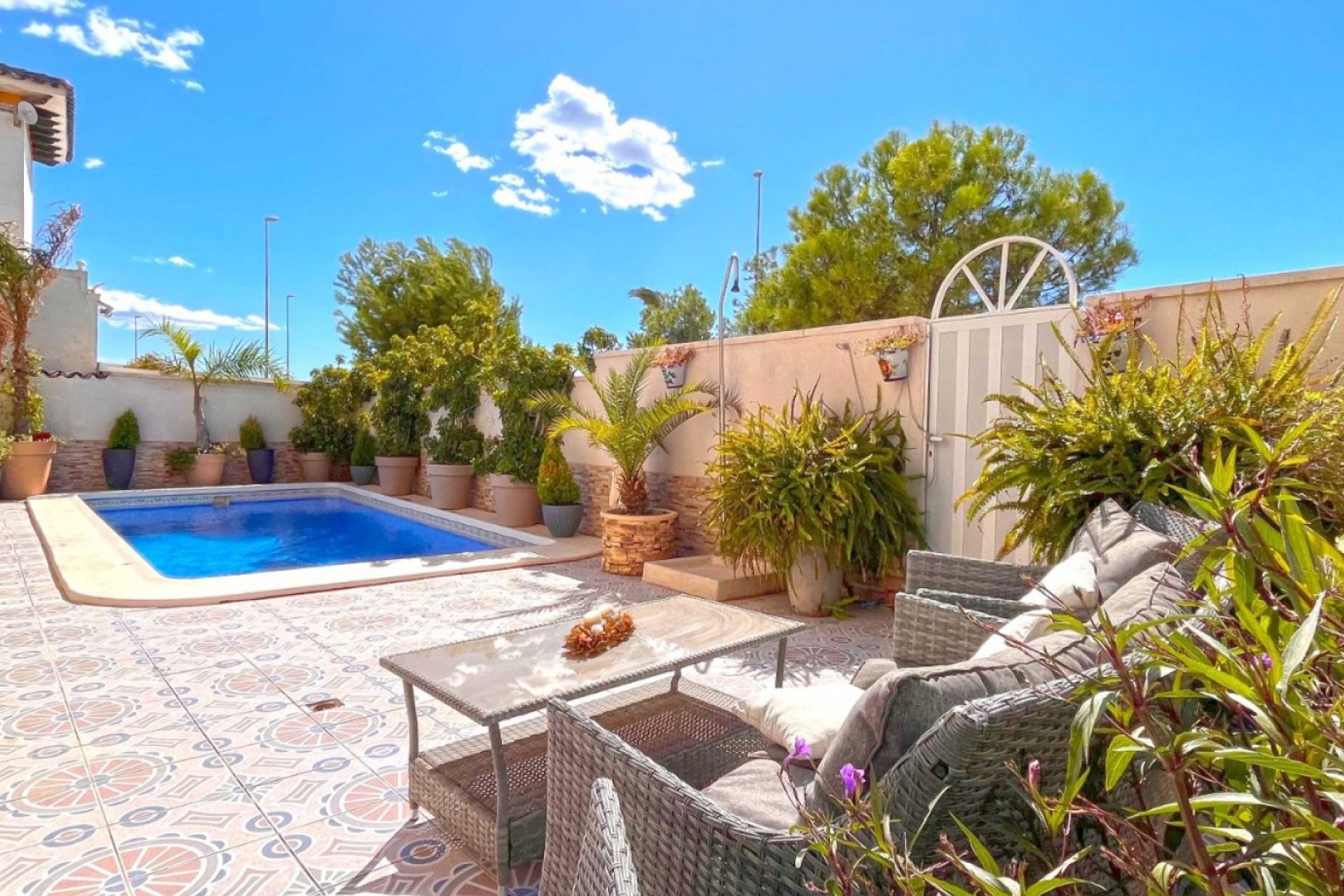 Resale - Villa - Orihuela Costa - La Zenia