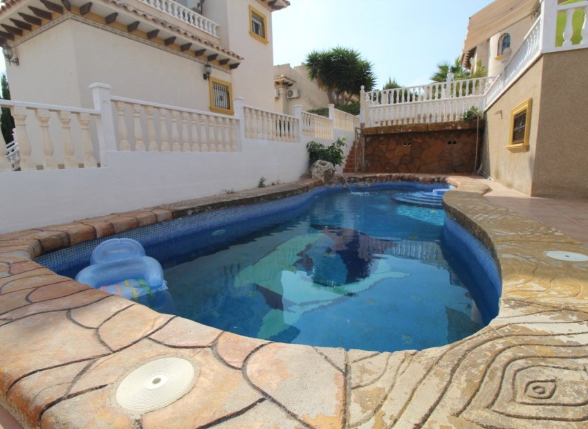 Resale - Villa - Orihuela Costa - La Zenia