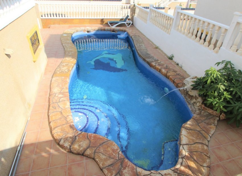 Resale - Villa - Orihuela Costa - La Zenia