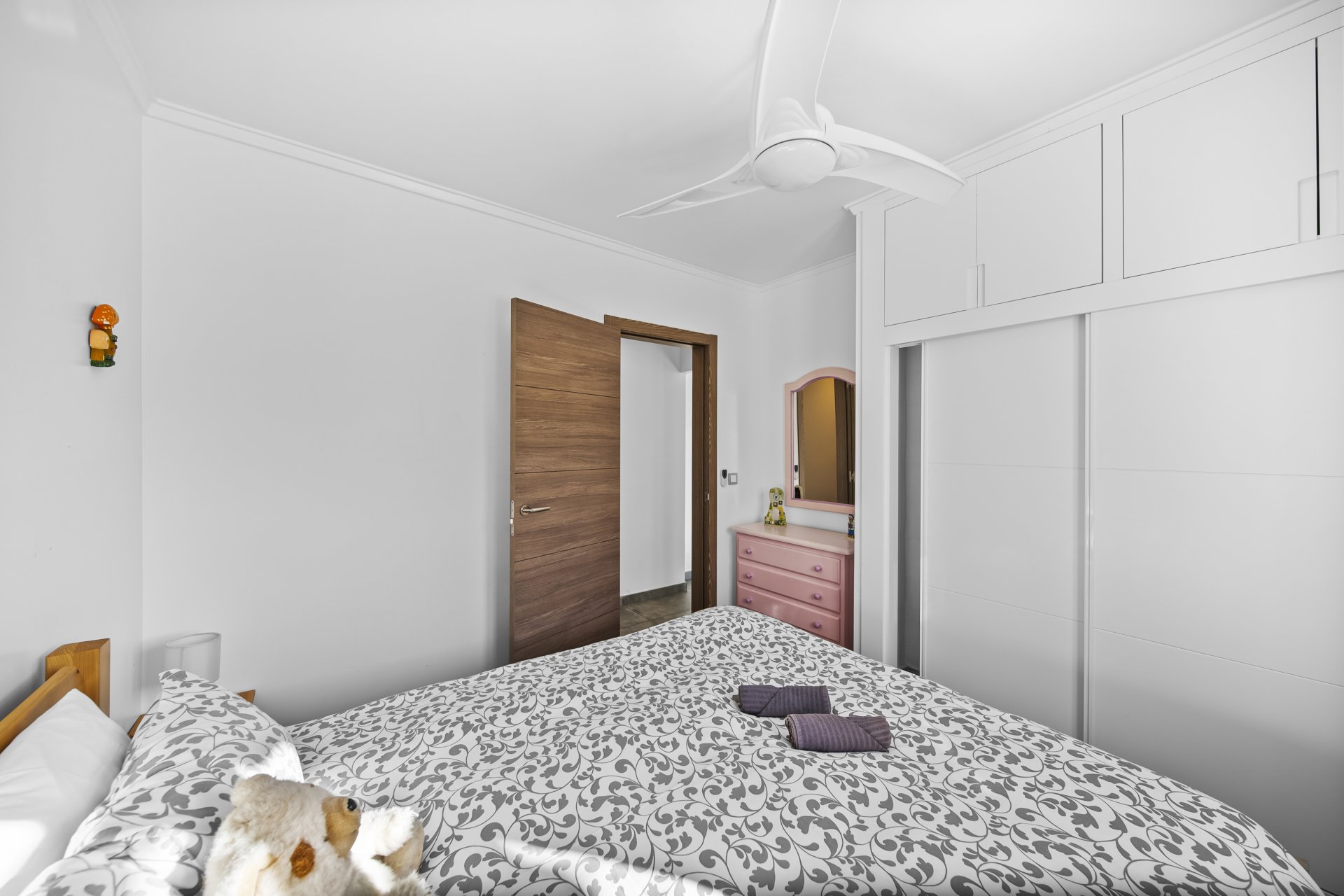 Resale - Villa * - Orihuela Costa * - La Zenia *