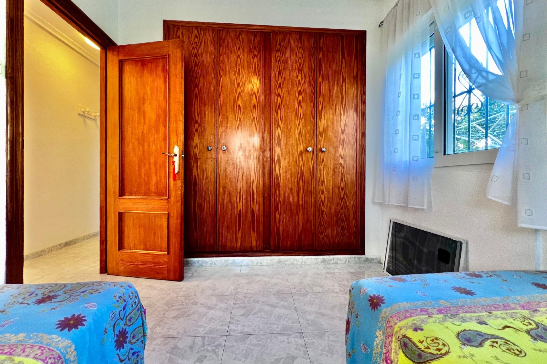 Resale - Villa * - Orihuela Costa * - La Zenia *