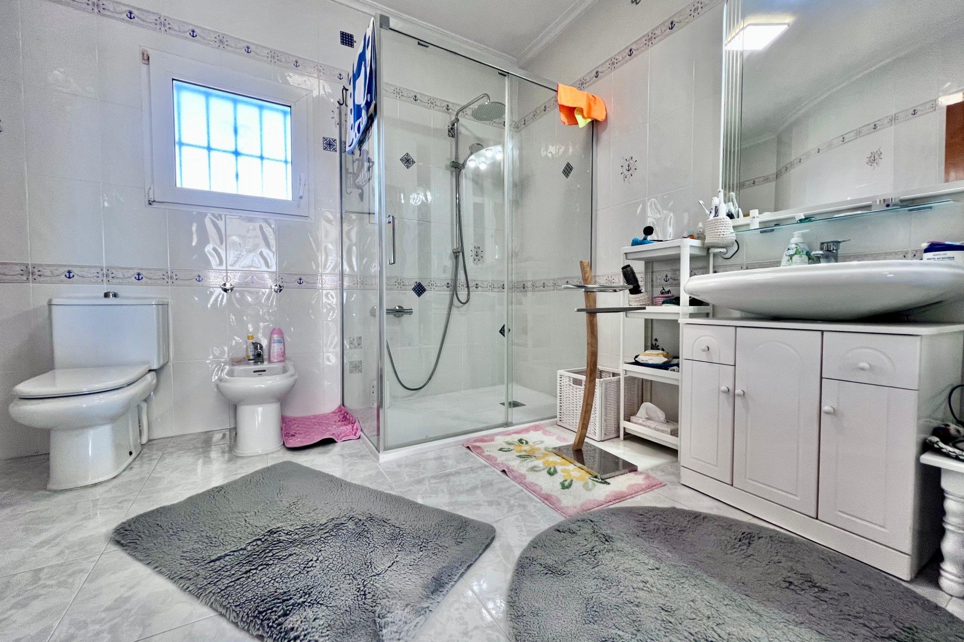 Resale - Villa * - Orihuela Costa * - La Zenia *