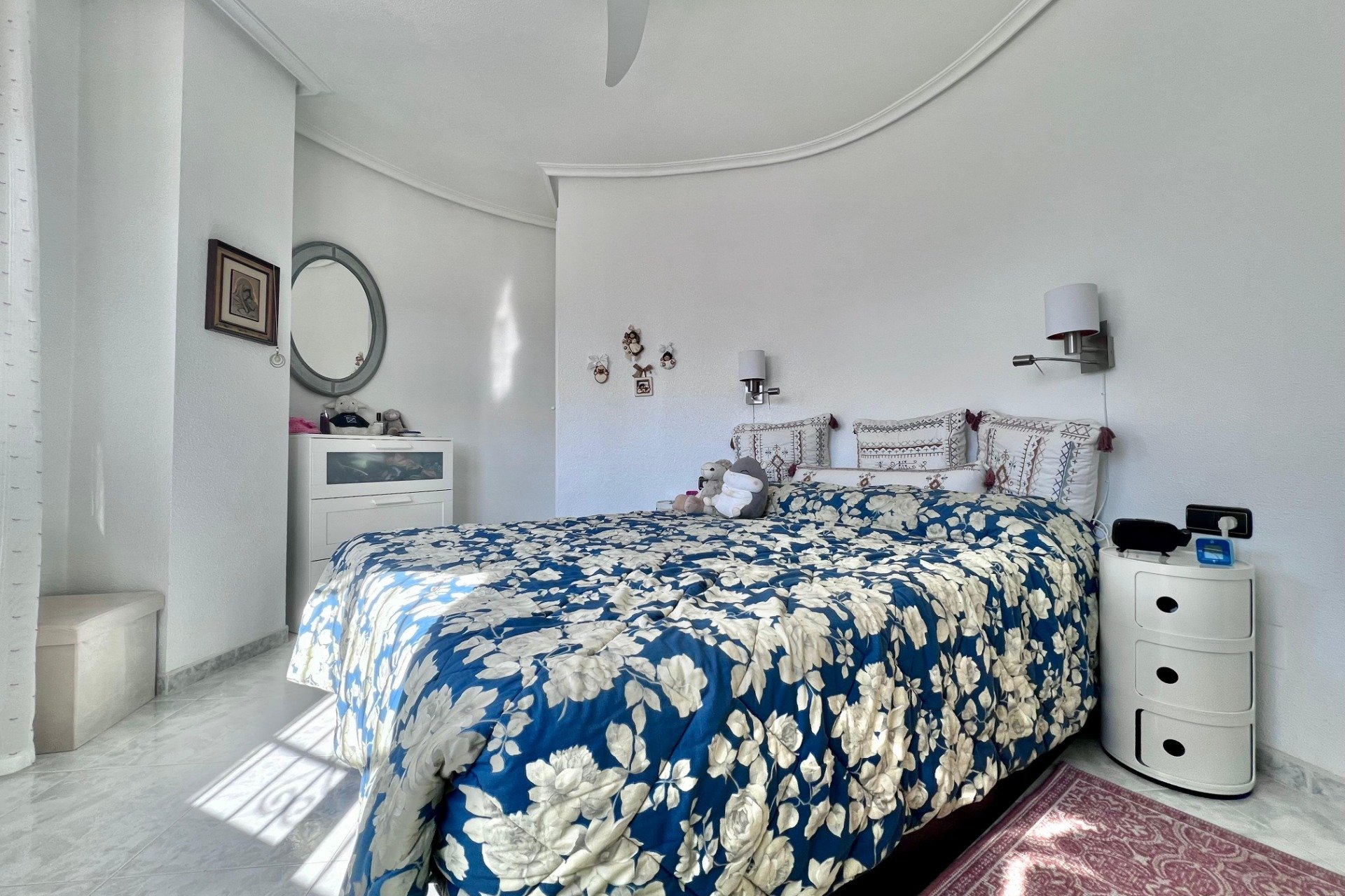 Resale - Villa * - Orihuela Costa * - La Zenia *