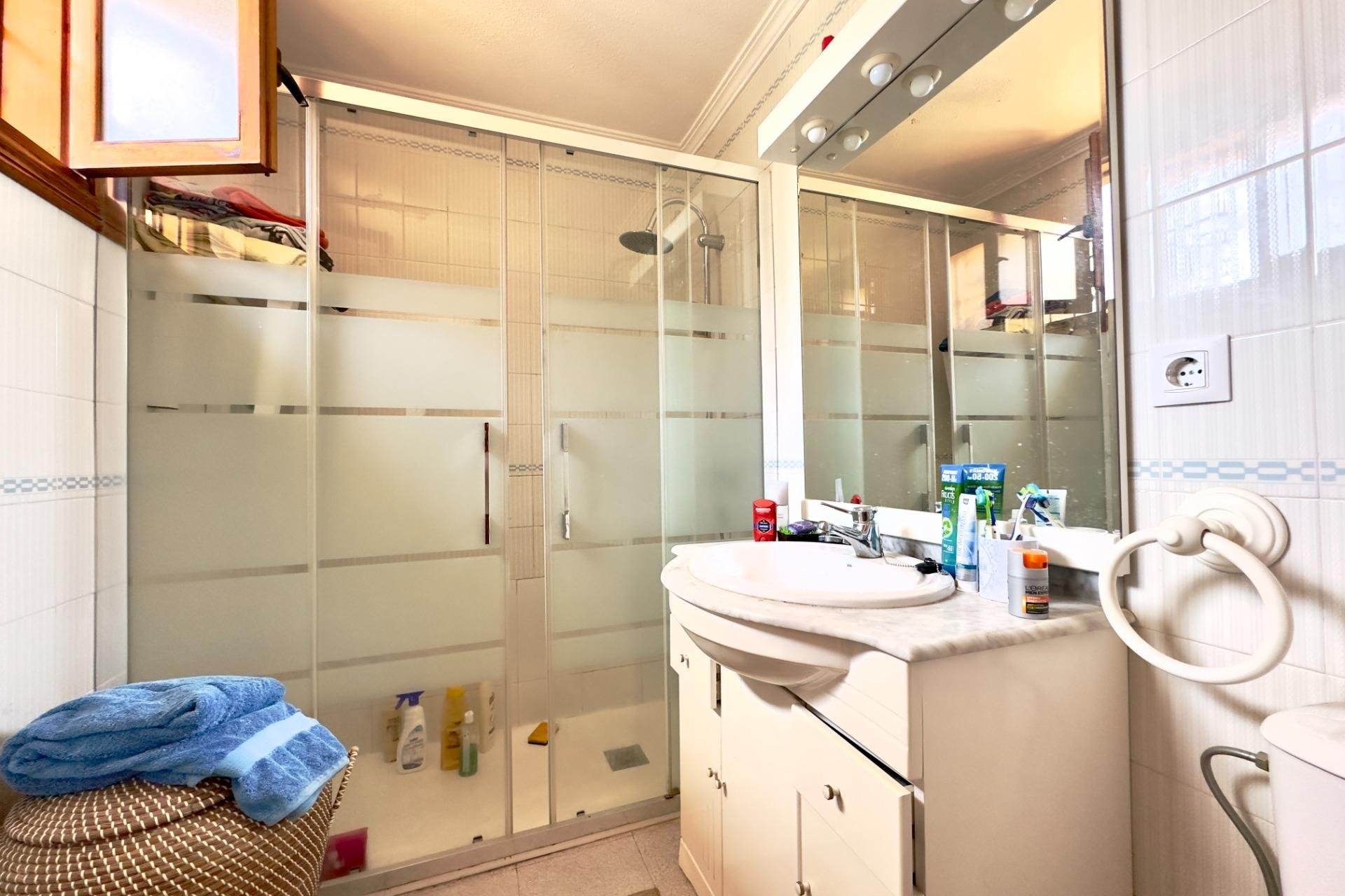 Resale - Villa * - Orihuela Costa * - La Zenia *