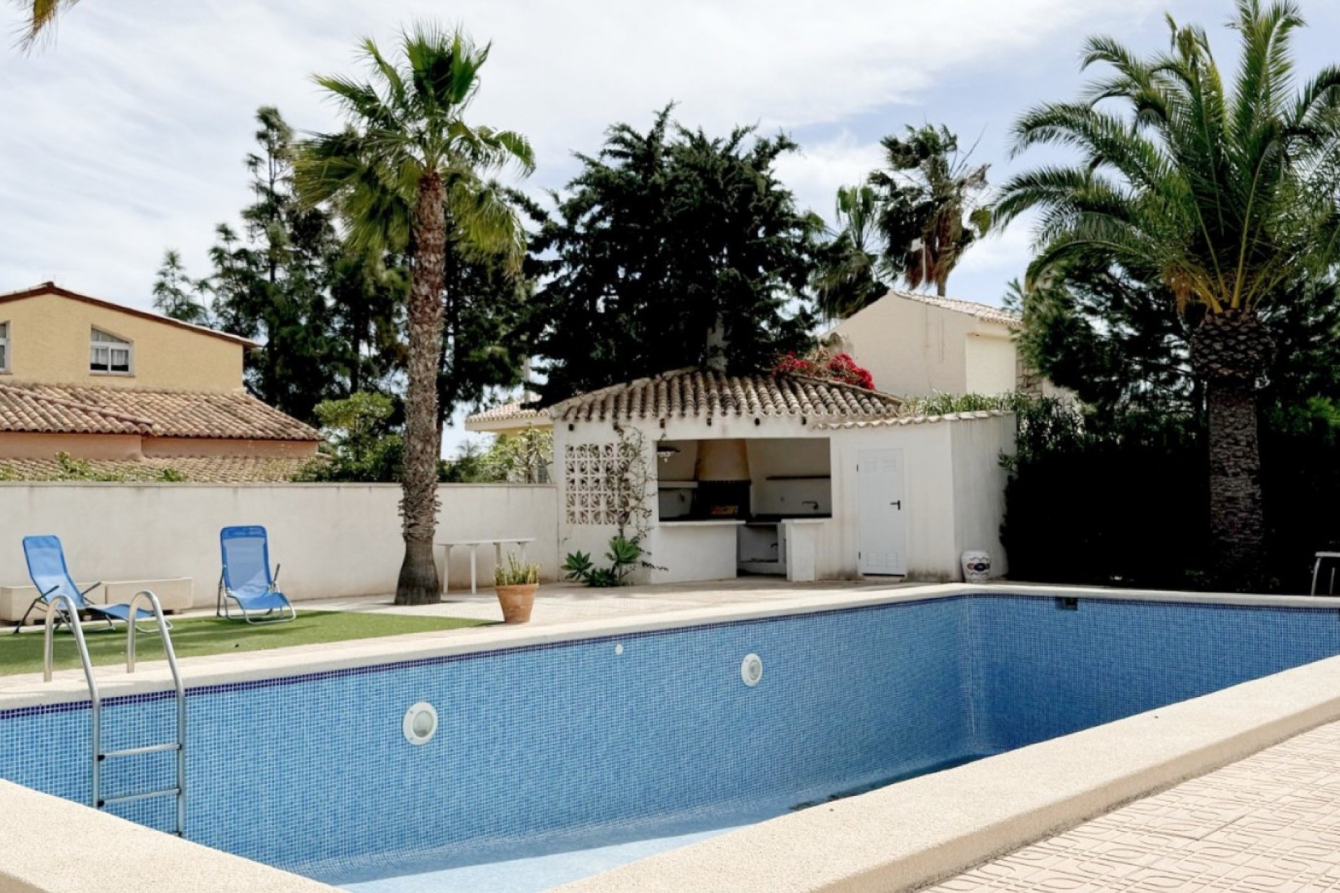 Resale - Villa - Orihuela Costa - La Zenia