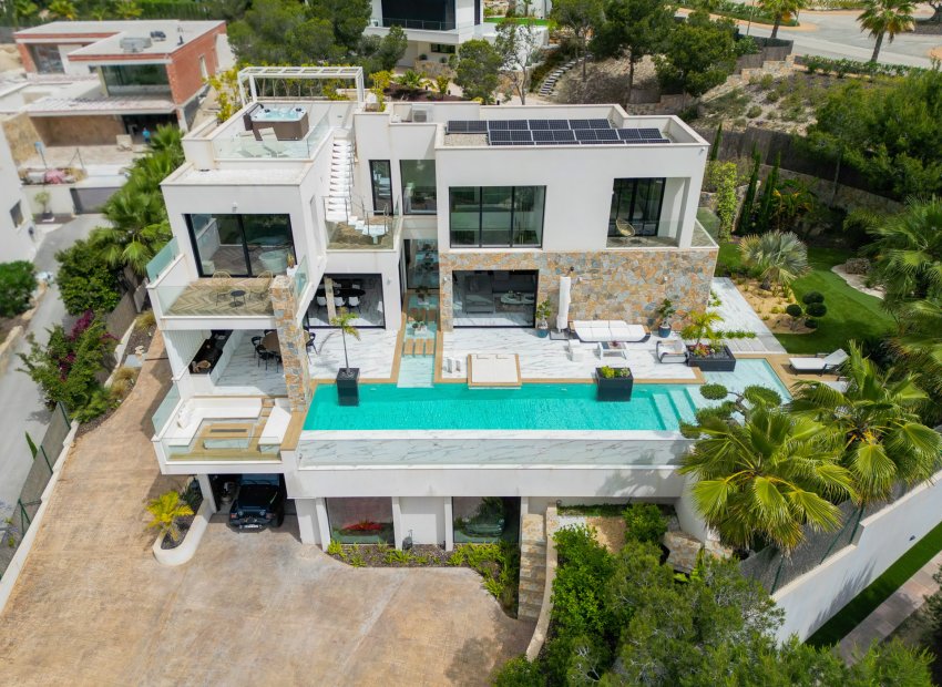 Resale - Villa * - Orihuela Costa - Las Colinas Golf Resort *