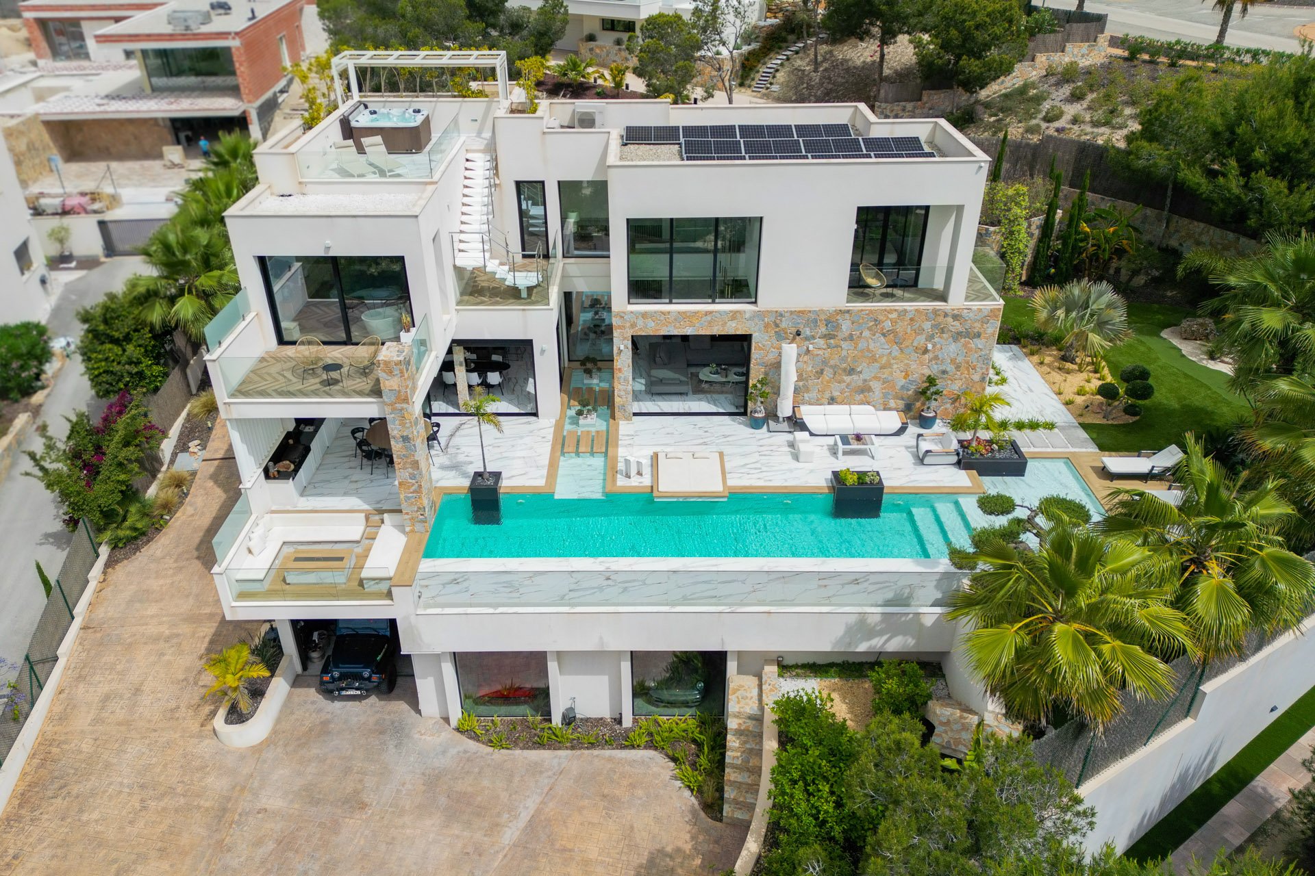 Resale - Villa * - Orihuela Costa - Las Colinas Golf Resort *