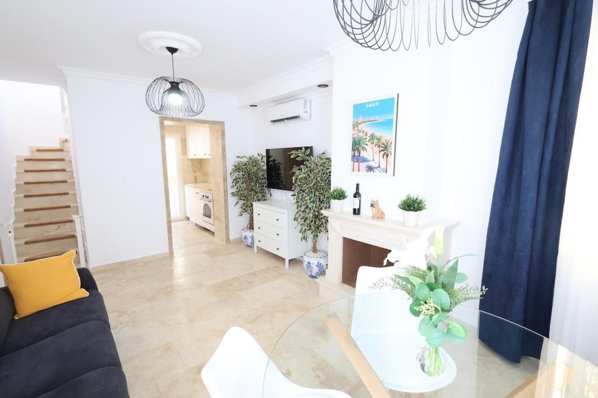 Resale - Villa * - Orihuela Costa * - Las Filipinas *