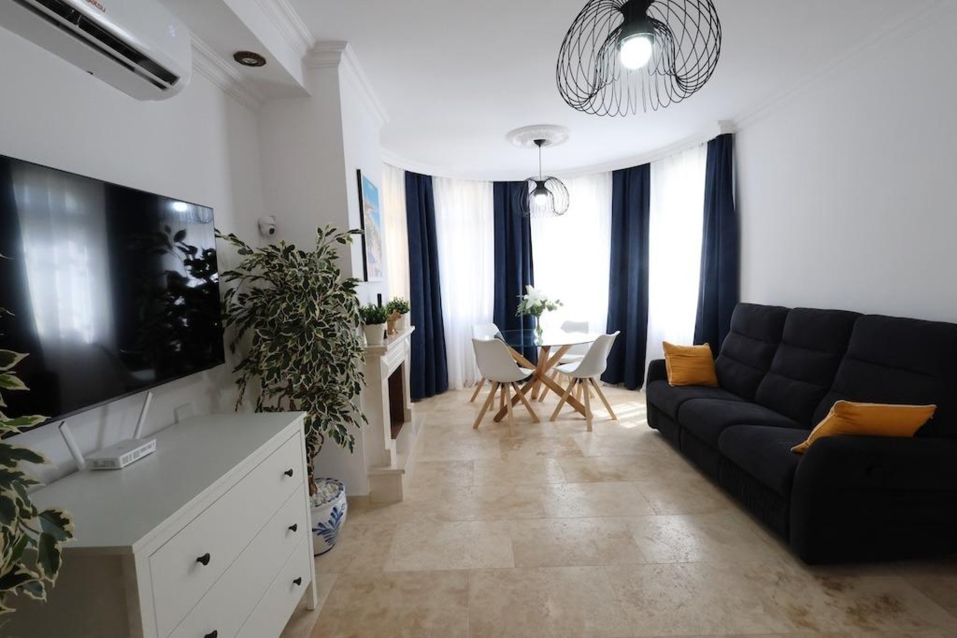 Resale - Villa * - Orihuela Costa * - Las Filipinas *