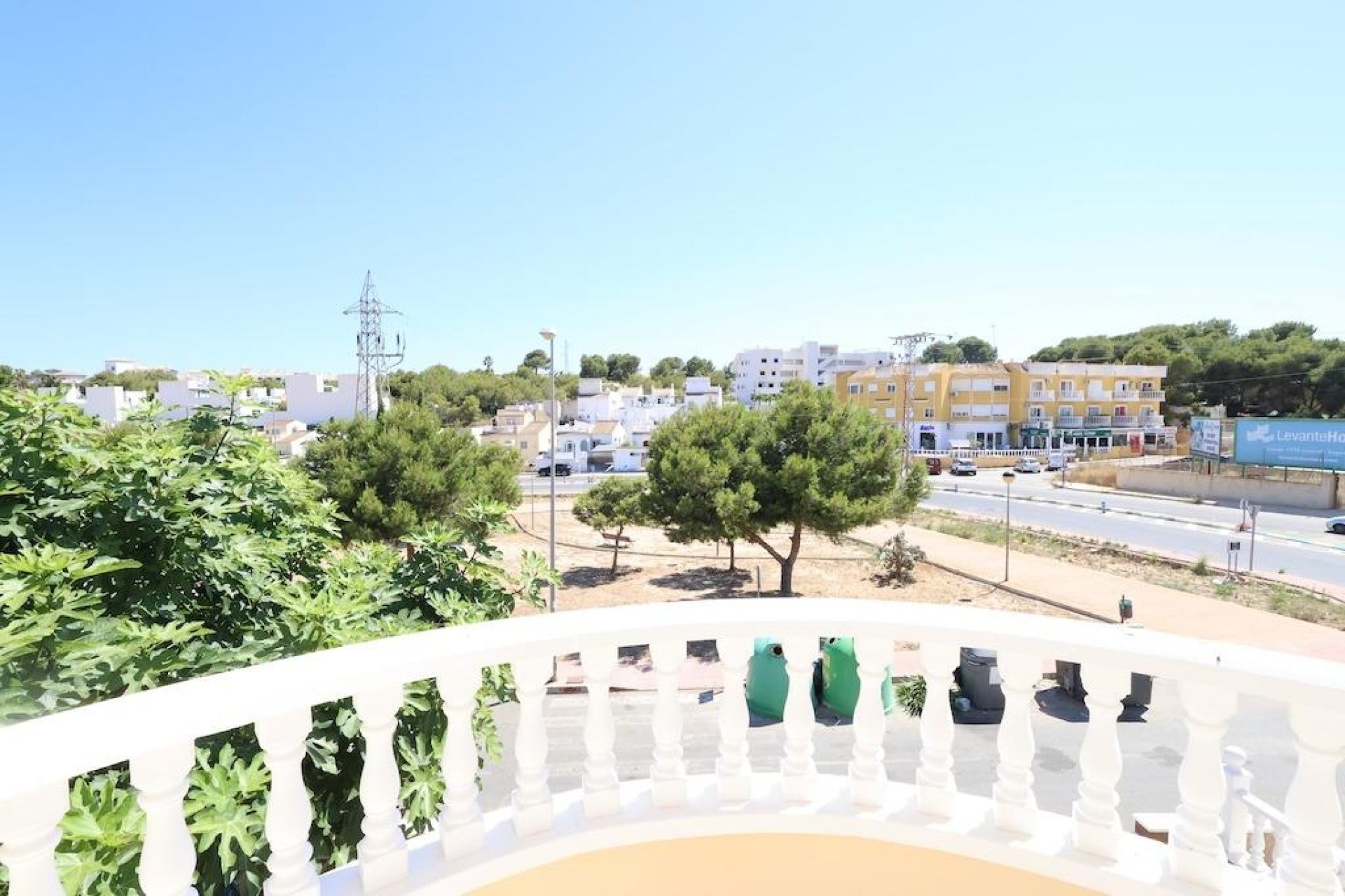 Resale - Villa * - Orihuela Costa * - Las Filipinas *