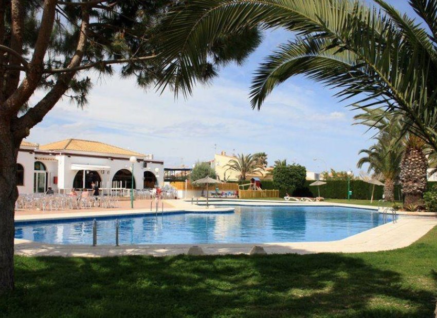 Resale - Villa - Orihuela Costa - Las Mimosas