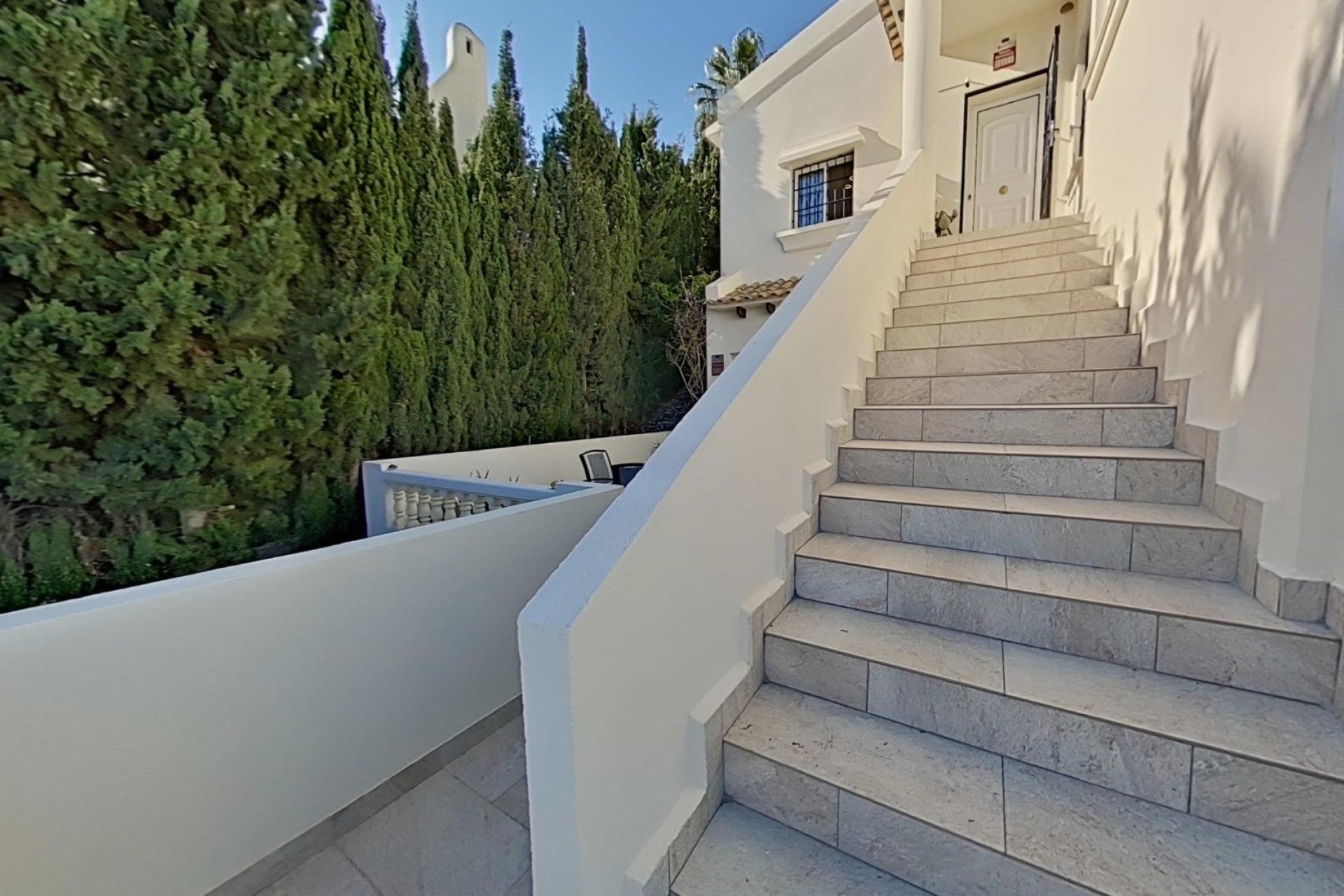 Resale - Villa * - Orihuela Costa * - Las Ramblas Golf *