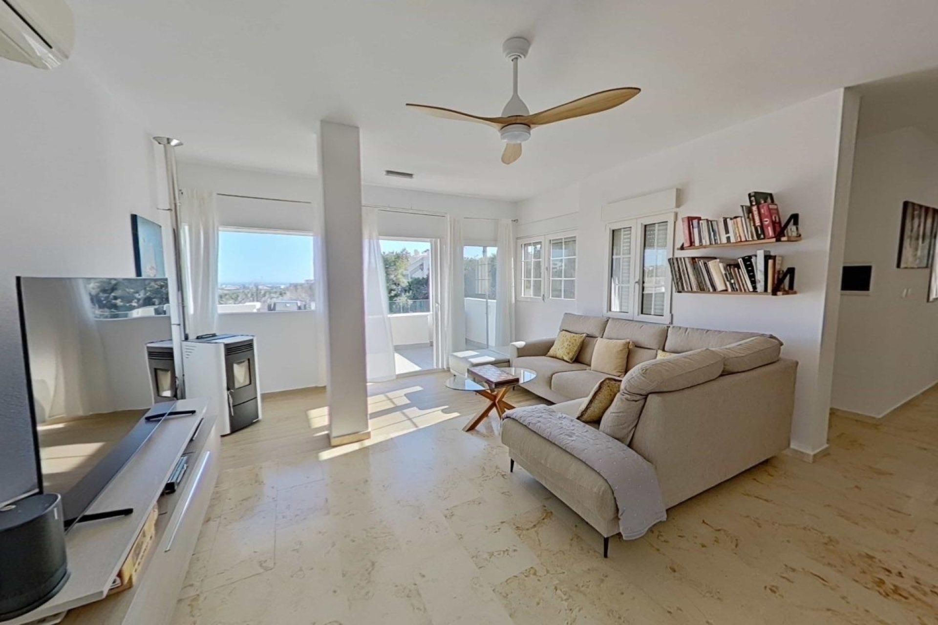 Resale - Villa * - Orihuela Costa * - Las Ramblas Golf *