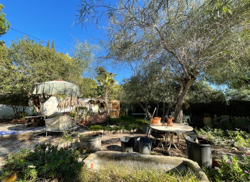 Resale - Villa * - Orihuela Costa - Lomas de Cabo Roig *