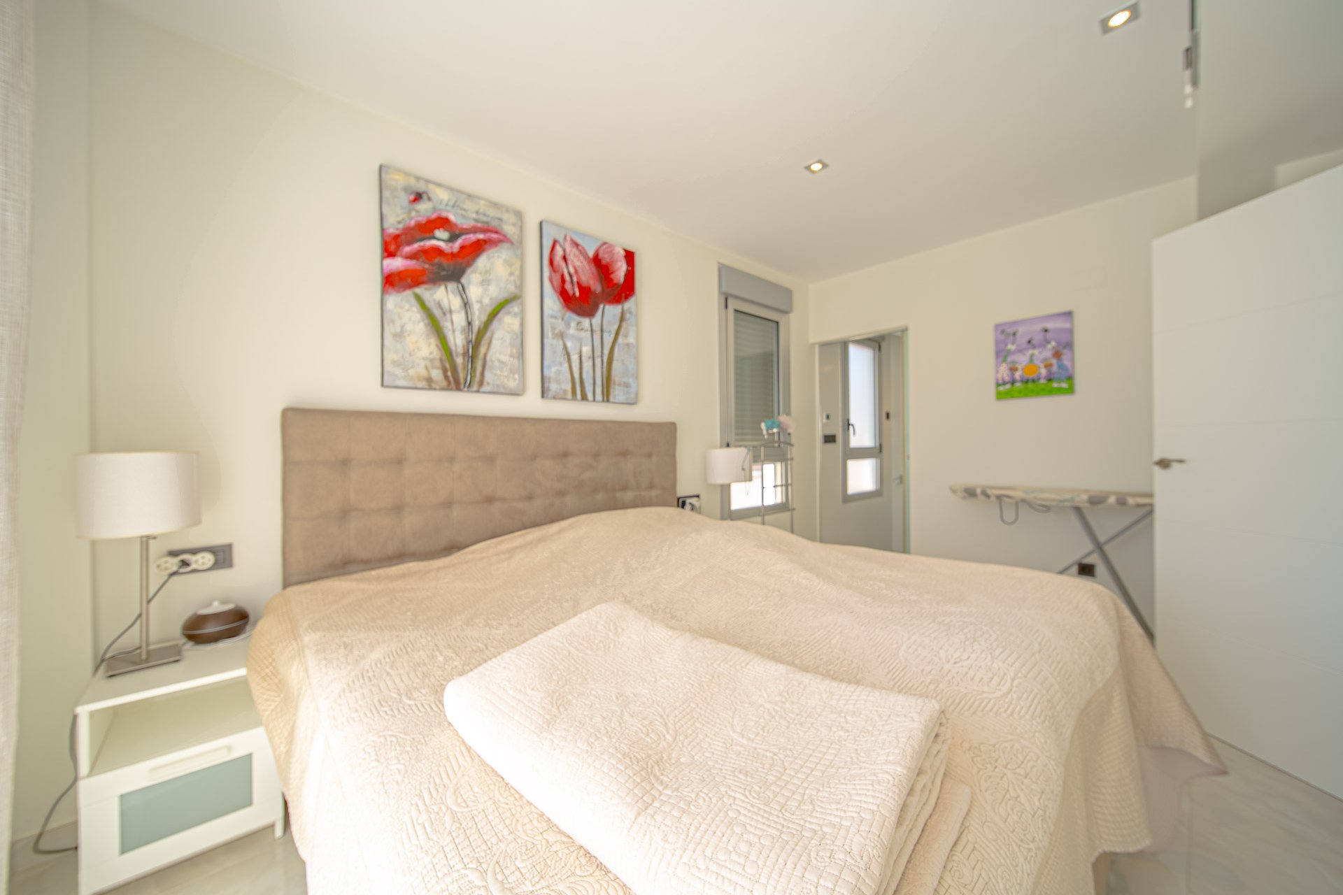 Resale - Villa * - Orihuela Costa - Lomas de Cabo Roig *