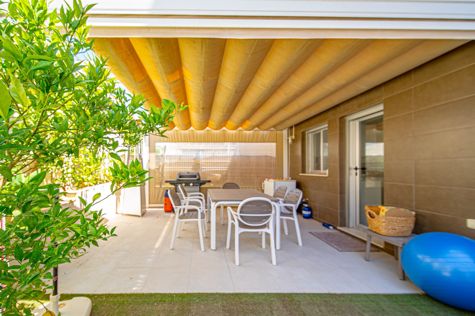 Resale - Villa * - Orihuela Costa - Lomas de Cabo Roig *