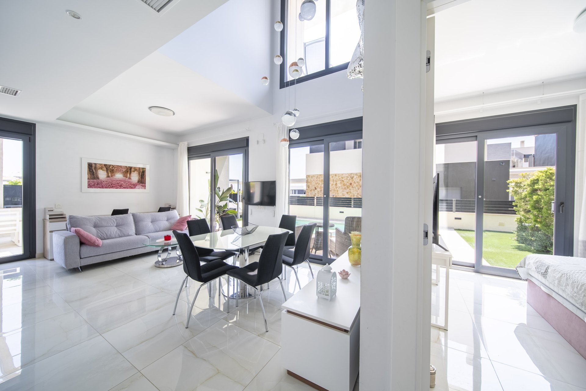 Resale - Villa * - Orihuela Costa - Lomas de Cabo Roig *