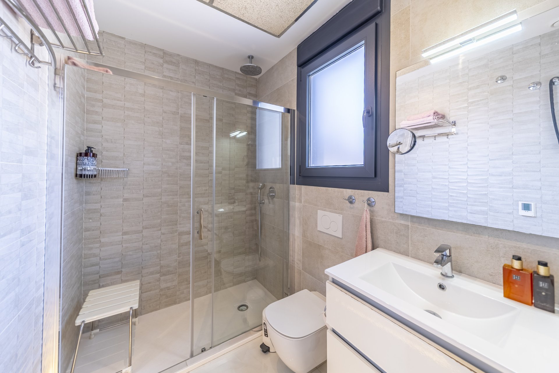 Resale - Villa * - Orihuela Costa - Lomas de Cabo Roig *