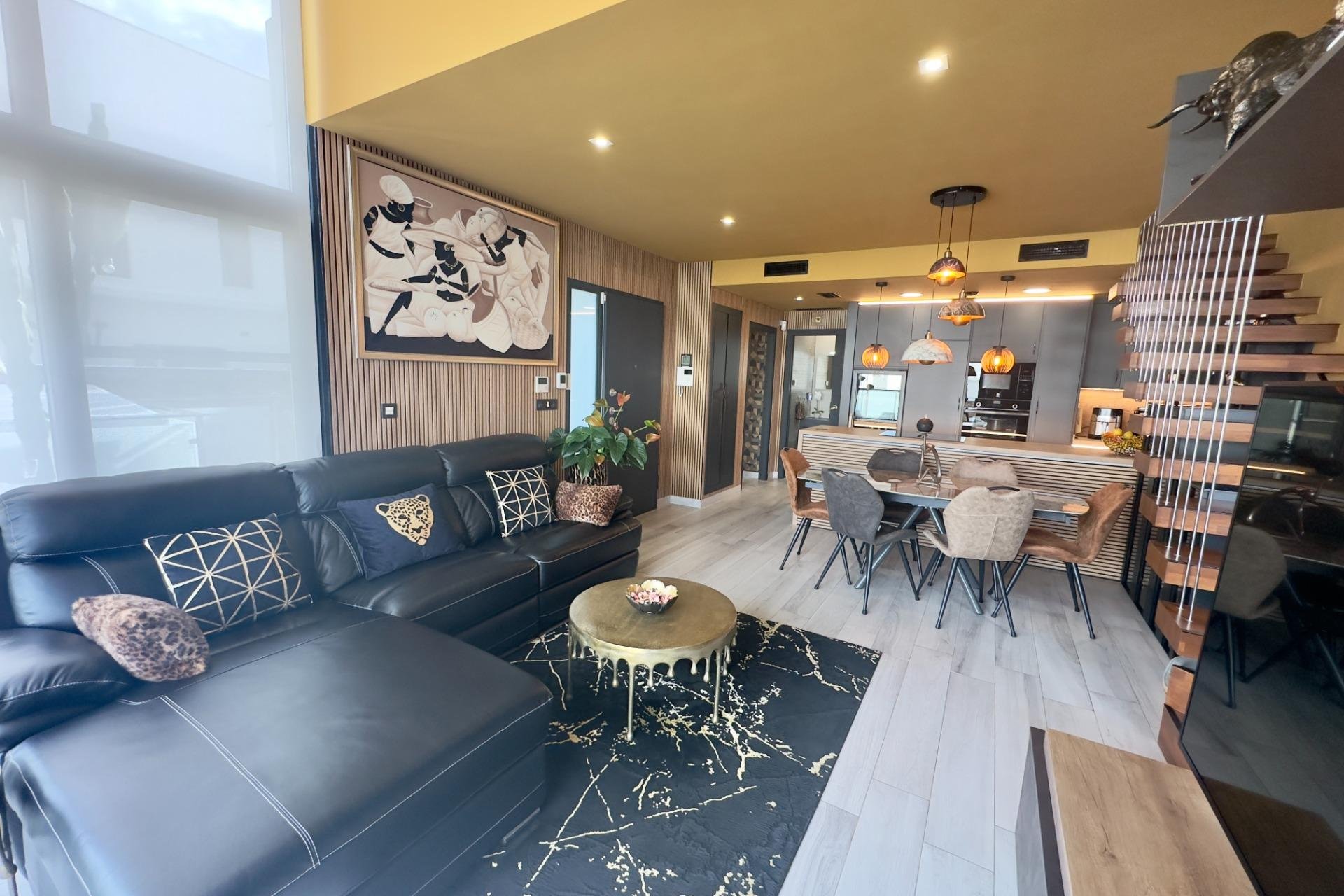 Resale - Villa * - Orihuela Costa * - Lomas de Cabo Roig *