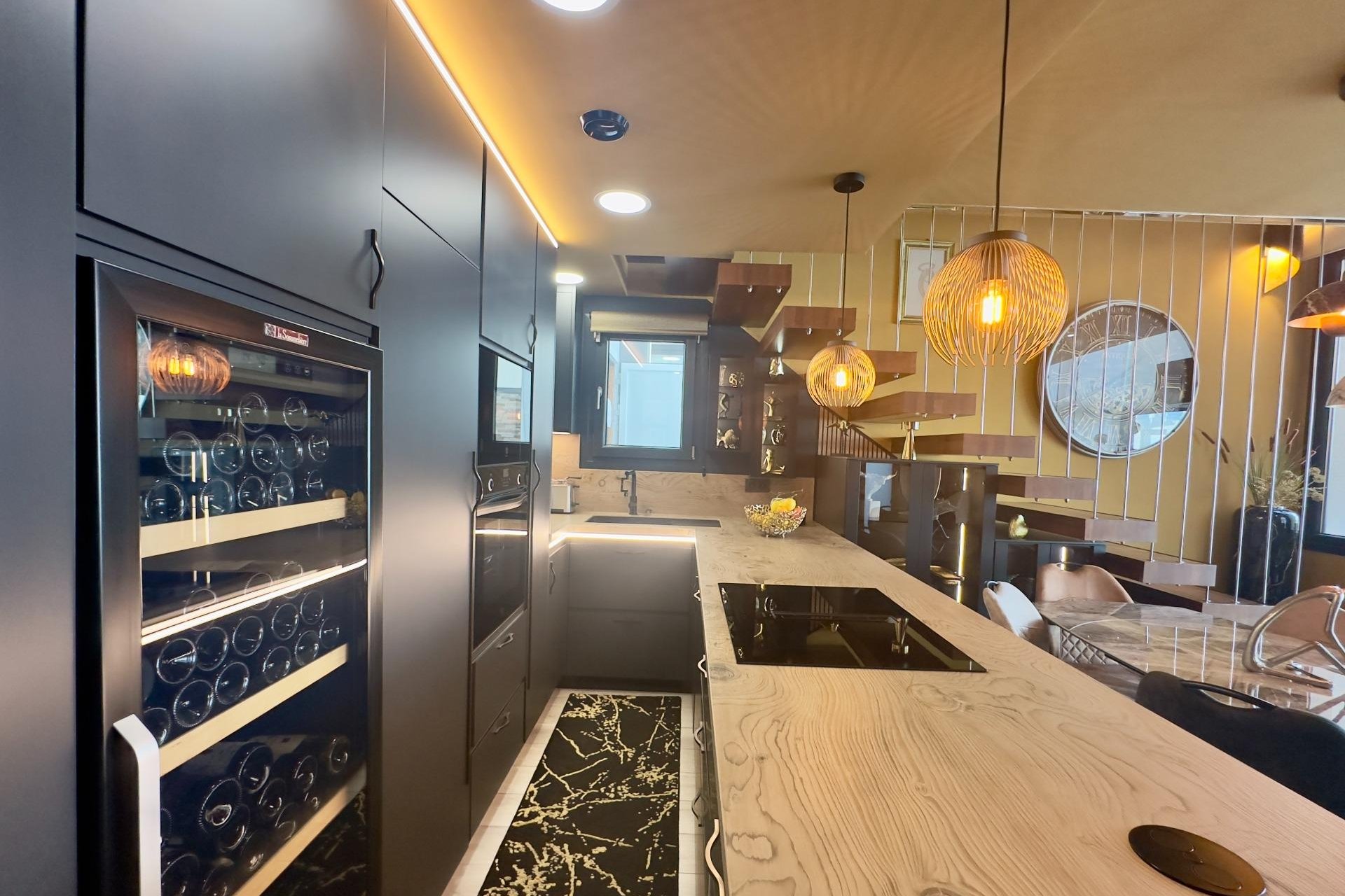 Resale - Villa * - Orihuela Costa * - Lomas de Cabo Roig *