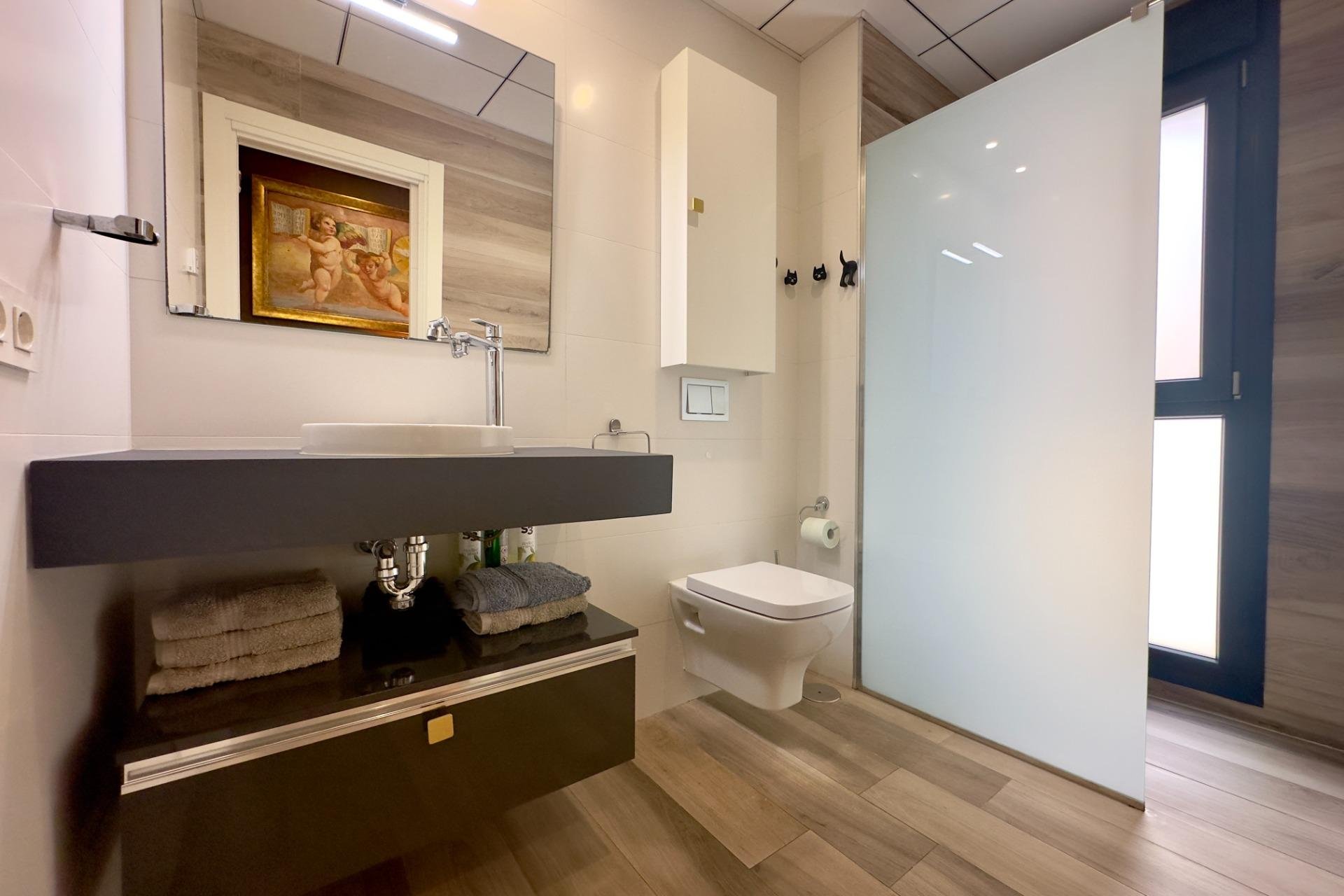 Resale - Villa * - Orihuela Costa * - Lomas de Cabo Roig *