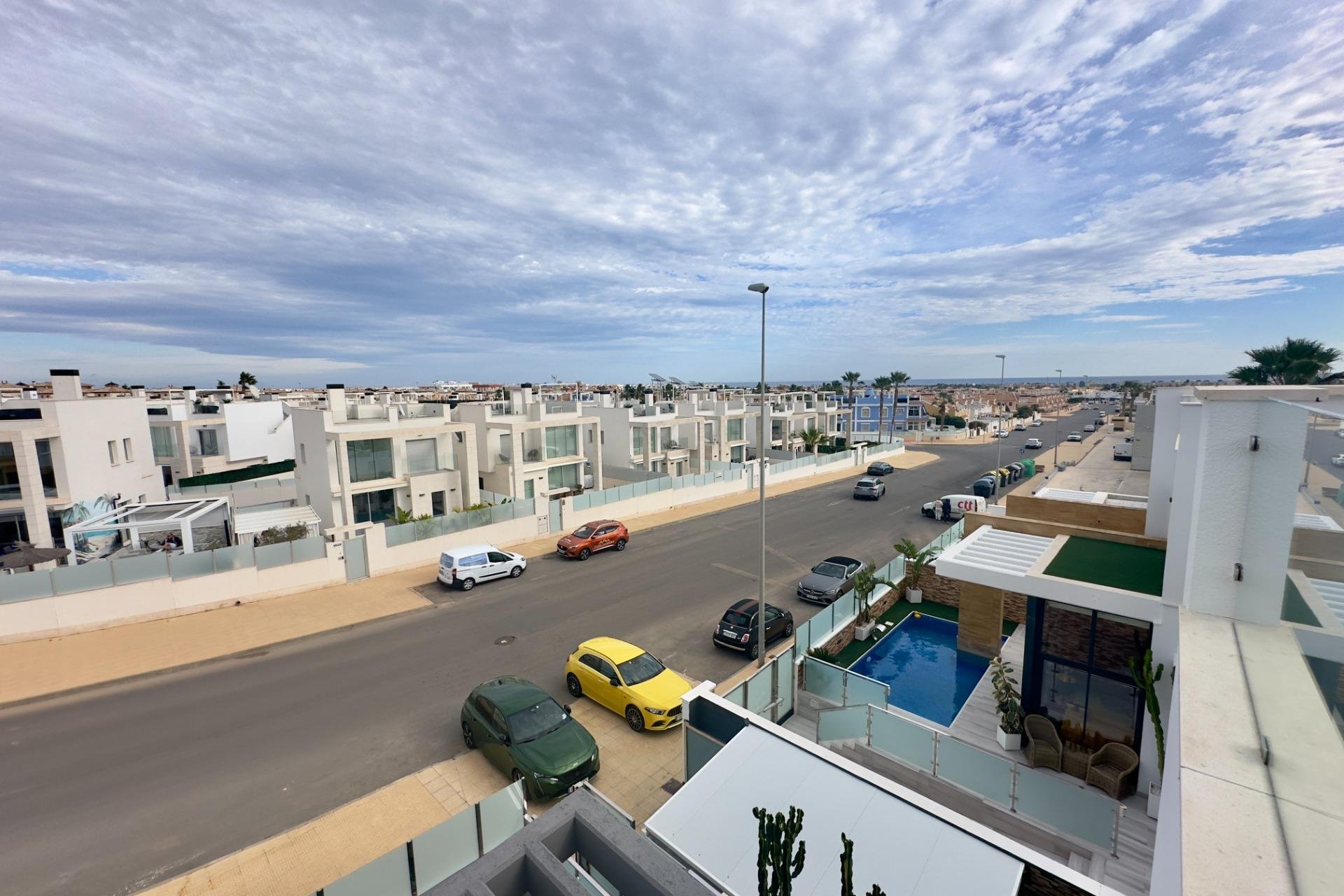 Resale - Villa * - Orihuela Costa * - Lomas de Cabo Roig *