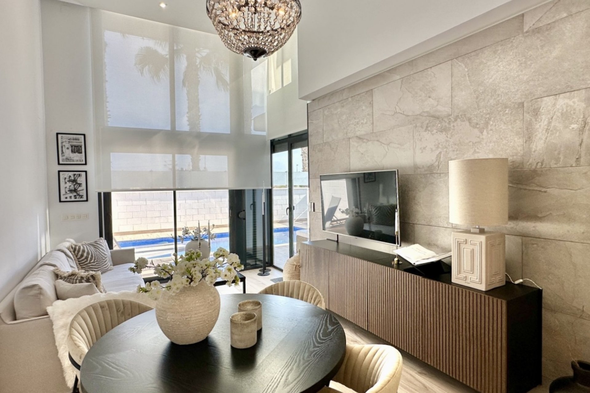 Resale - Villa * - Orihuela Costa * - Lomas de Cabo Roig *