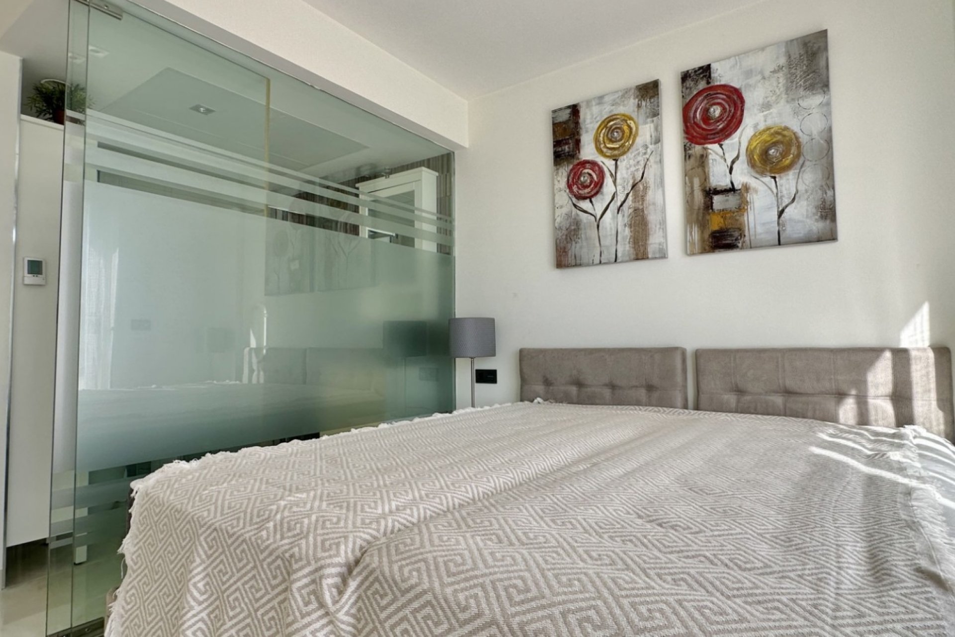 Resale - Villa * - Orihuela Costa * - Lomas de Cabo Roig *